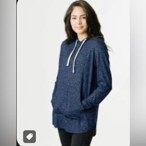 Zyia boyfriend hoodie xs navy blue